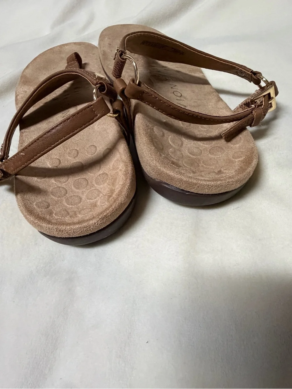 New Vionic Rest Kiera Brown Leather T-strap Sandal Women’s 8 Comfort Travel